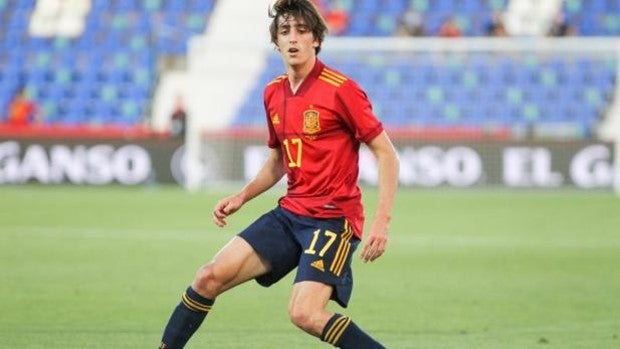 Eurocopa: El gaditano Bryan Gil, «en la burbuja paralela de la selección» española