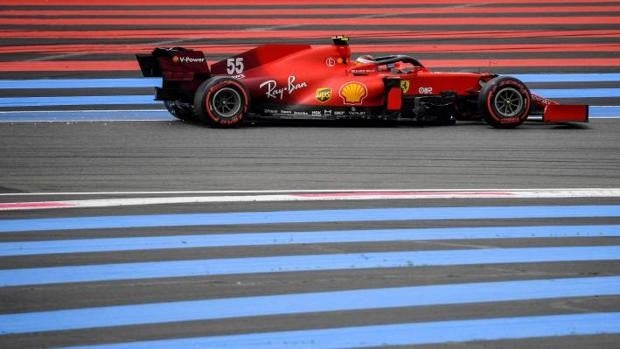 Sainz y Alonso escalan en la zona media de la F1