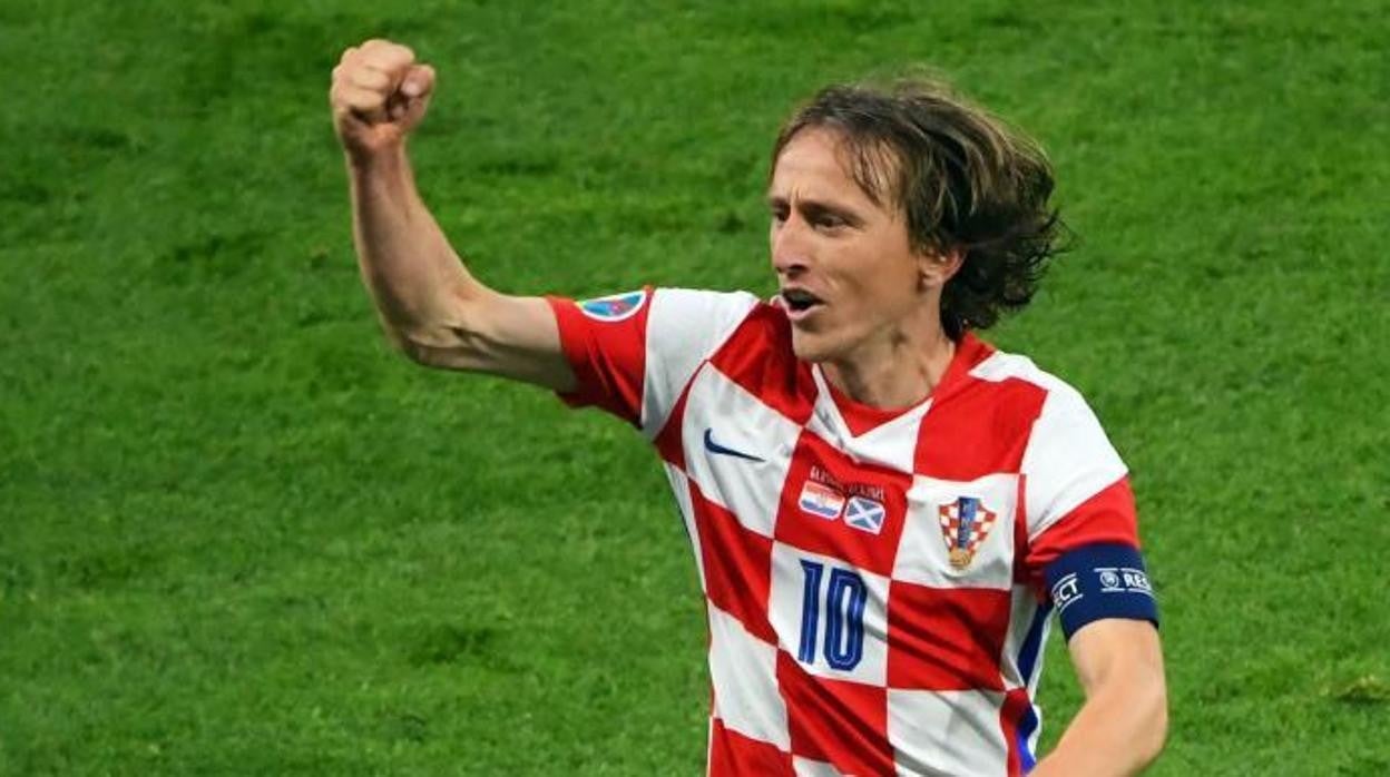 Modric celebrando el pase de su selección a octavos