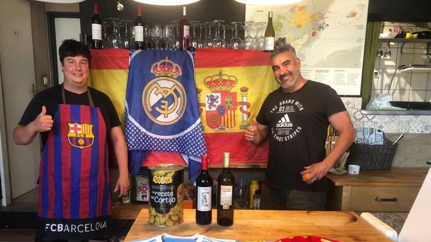 El España-Eslovaquia, desde Bratislava: así viven los 'exiliados' el partido clave de la selección