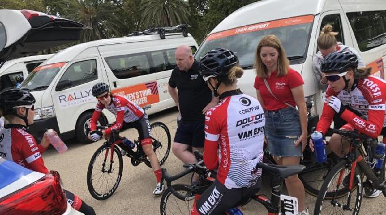 La UCI suspende por acoso sexual al director de un equipo ciclista femenino