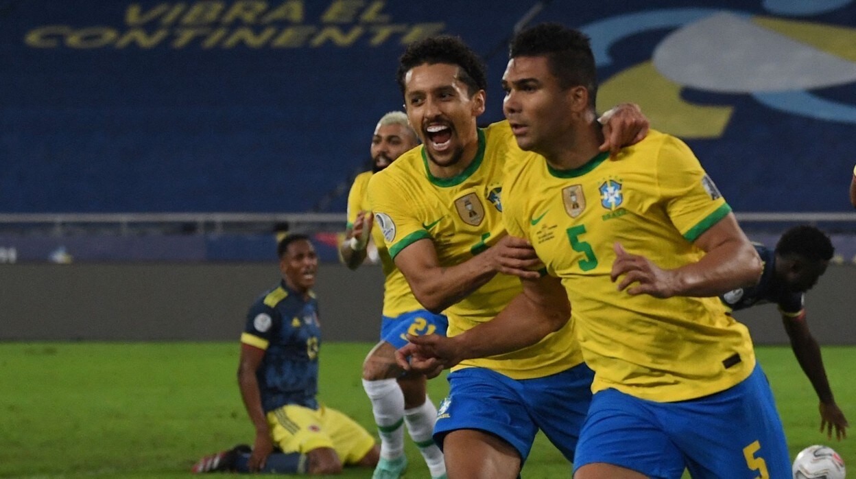 Brasil remonta con sufrimiento a Colombia para acabar primera de grupo