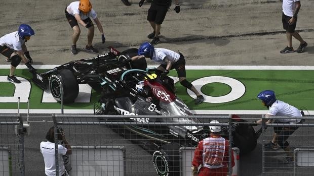 La desastrosa salida de boxes de Bottas