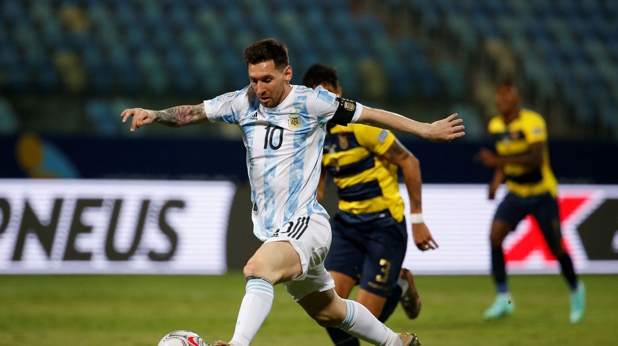 Exhibición de Messi para guiar a Argentina a las semifinales