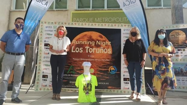 Carrera nocturna por Los Toruños, bajo la luna llena