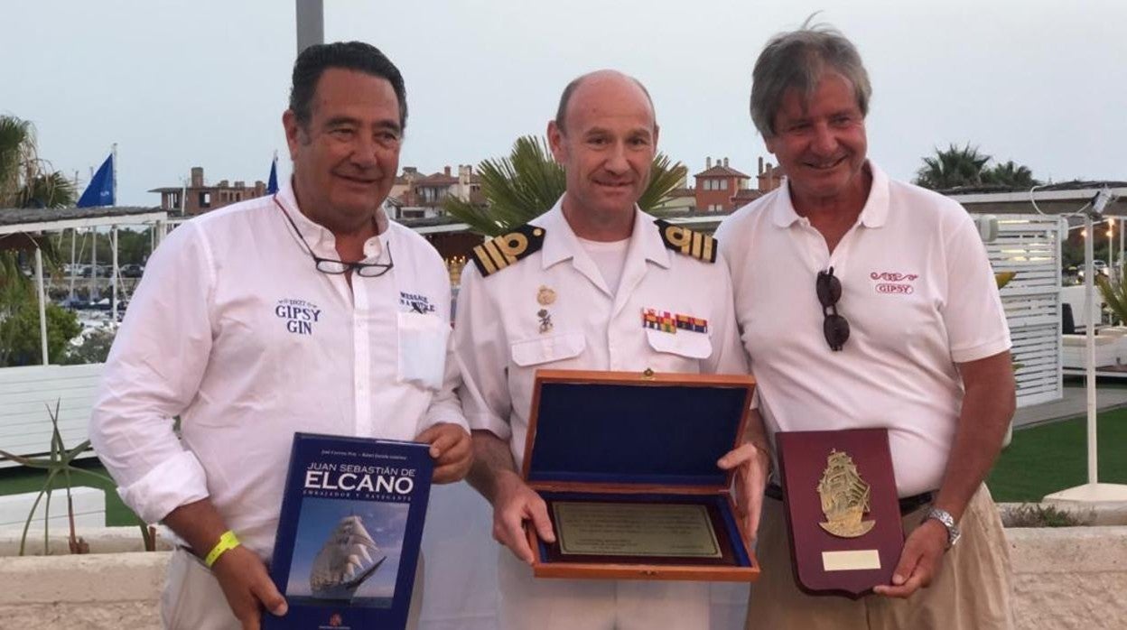 Hermanamiento entre el Juan Sebastián de Elcano y el Gipsy