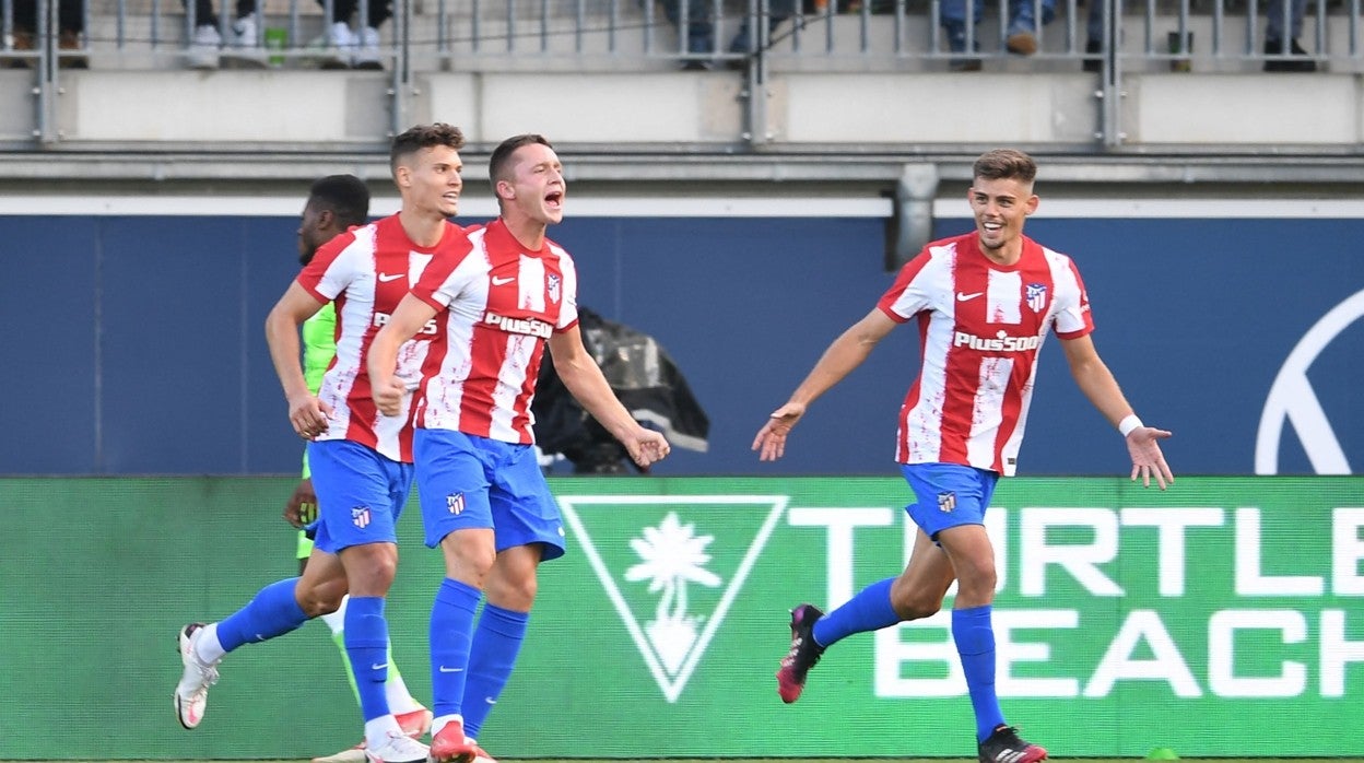 Borja Garcés lidera la remontada del Atlético