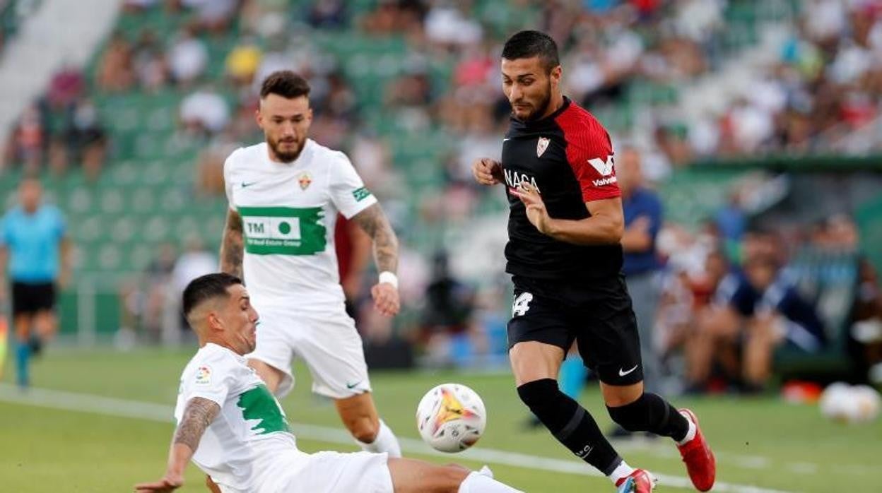 El Sevilla se deja en Elche los primeros puntos