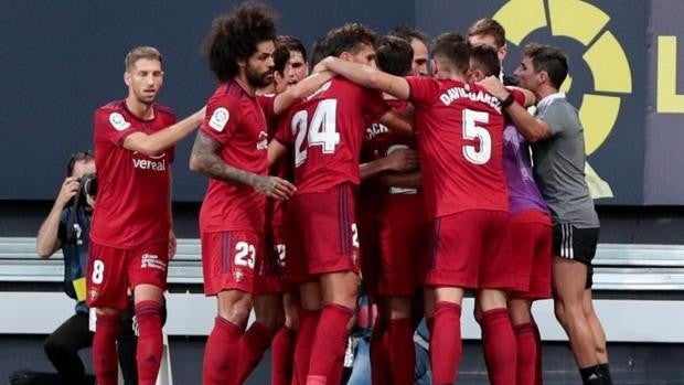 El Osasuna remonta en un final de locura