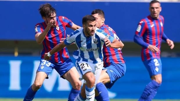 Eibar y Leganés no despegan