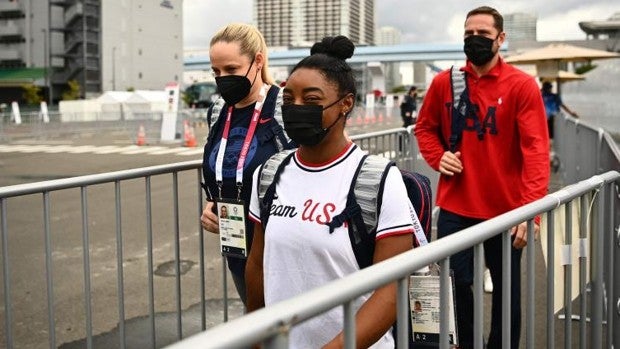 Simone Biles se reengancha a los Juegos