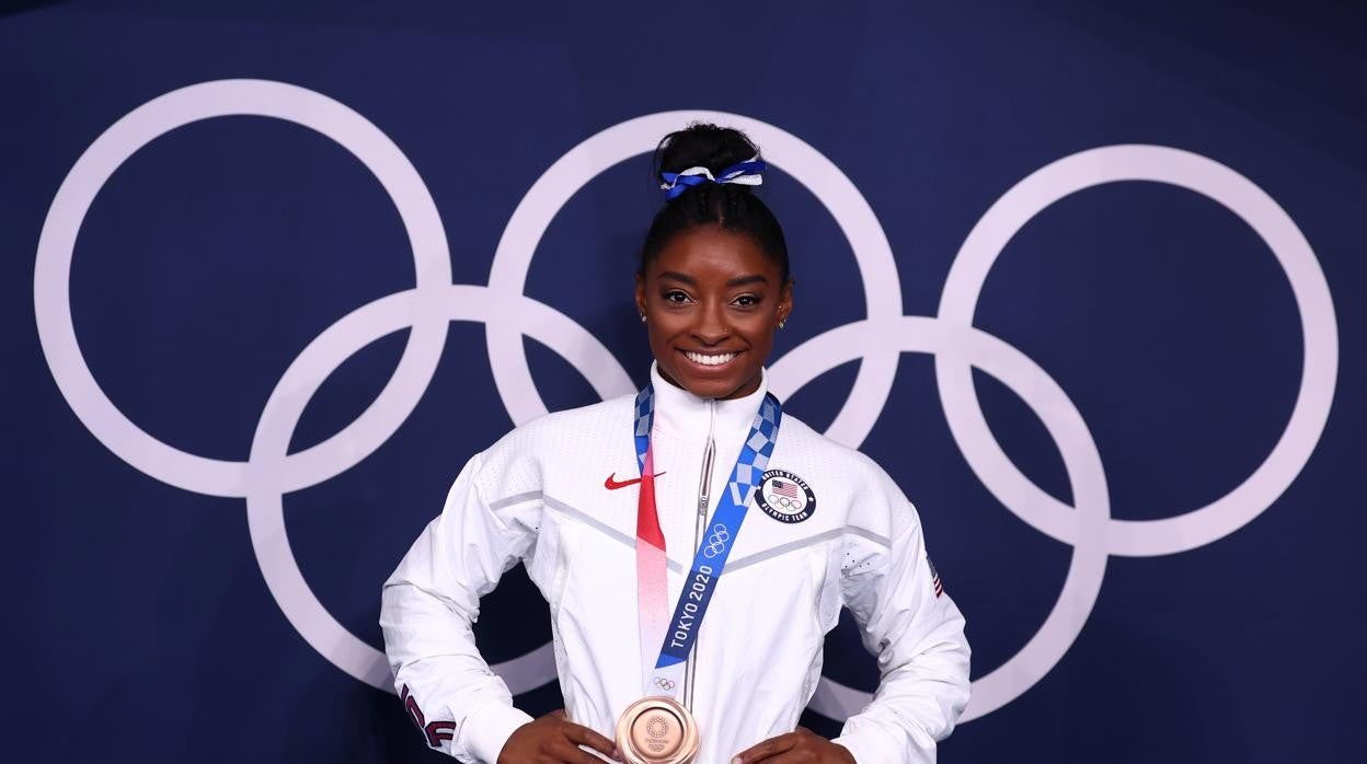 Biles, tras conseguir la medalla en barra en Tokio 2020