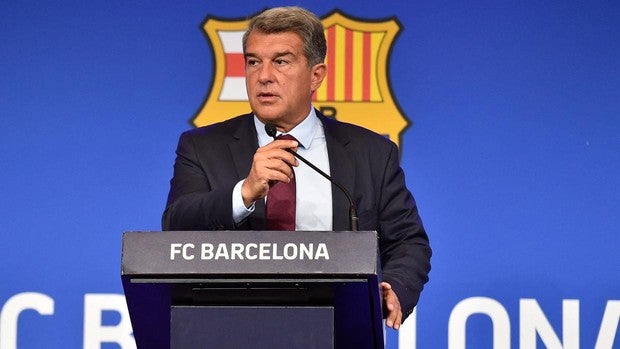 Laporta: «No voy a hipotecar el club durante 50 años por nadie, ni siquiera por Messi»