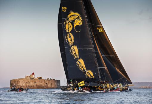 Implacable el Ultim «Gitana 17» en la Rolex Fastnet Race, que repitió victoria