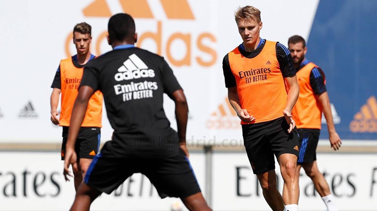 Odegaard no es convocado porque el Arsenal negocia su fichaje