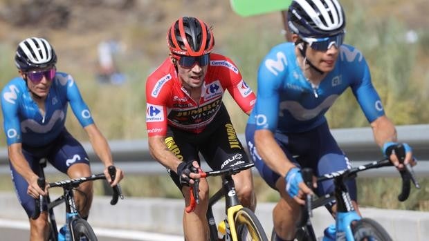 Roglic se tira un triple en Rincón de la Victoria