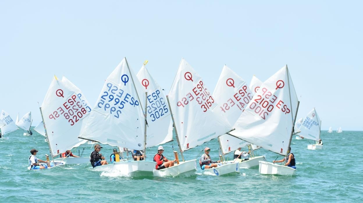 Se celebra entre el jueves y el sábado en Cádiz con 6 equipos en liza