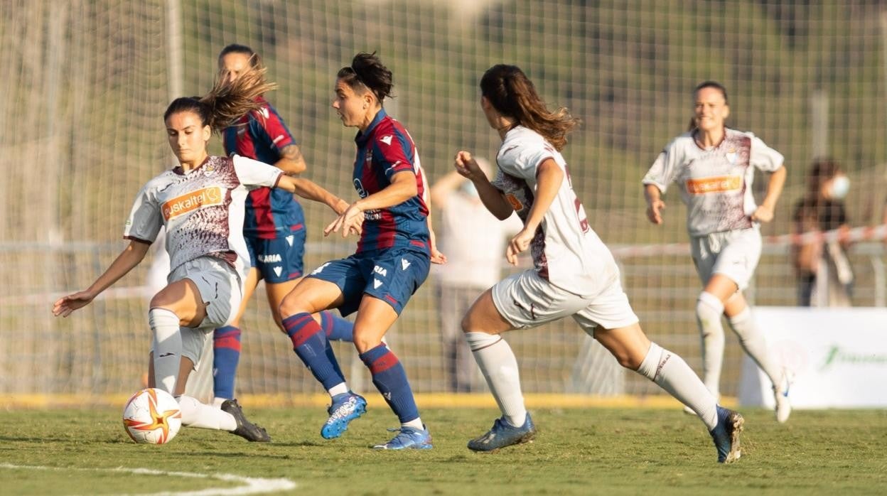 Partido de Liga jugado este miércoles entre el Levante y el Eibar