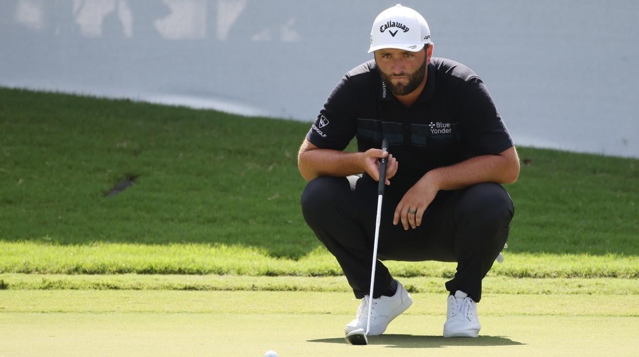 Jon Rahm, a solo dos golpes de Cantlay y de los 15 millones de euros