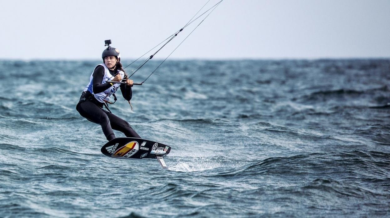 Gisela Pulido se clasifica para la semifinal del Europeo de Fórmula Kite