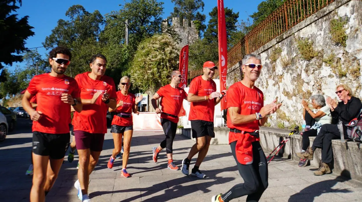 El Santander y el COE lanzan el sello de evento deportivo sostenible en el Camino de Santiago