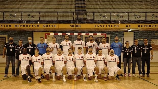 El Helvetia BM Prointegrada debuta con derrota en un duelo muy igualado con el favorito al ascenso (23-26)