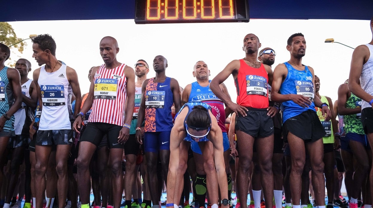 Línea de salida del Zurich Maratón Sevilla