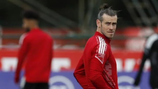 Bale, indiscutible en Gales, ausente en el Madrid