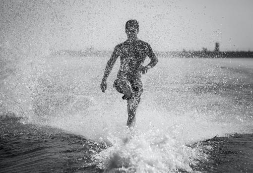 Samuel Cárdenas ganó el premio a la mejor fotografia de deportes de agua 2021