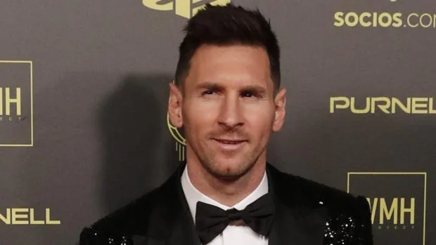 Messi gana su séptimo Balón de Oro empujado por Argentina