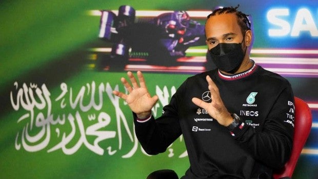 Lewis Hamilton: «No me siento cómodo corriendo en Arabia Saudí»