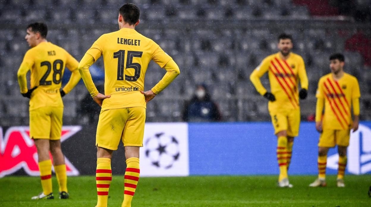 Los jugadores del Barcelona, impotentes en Múnich