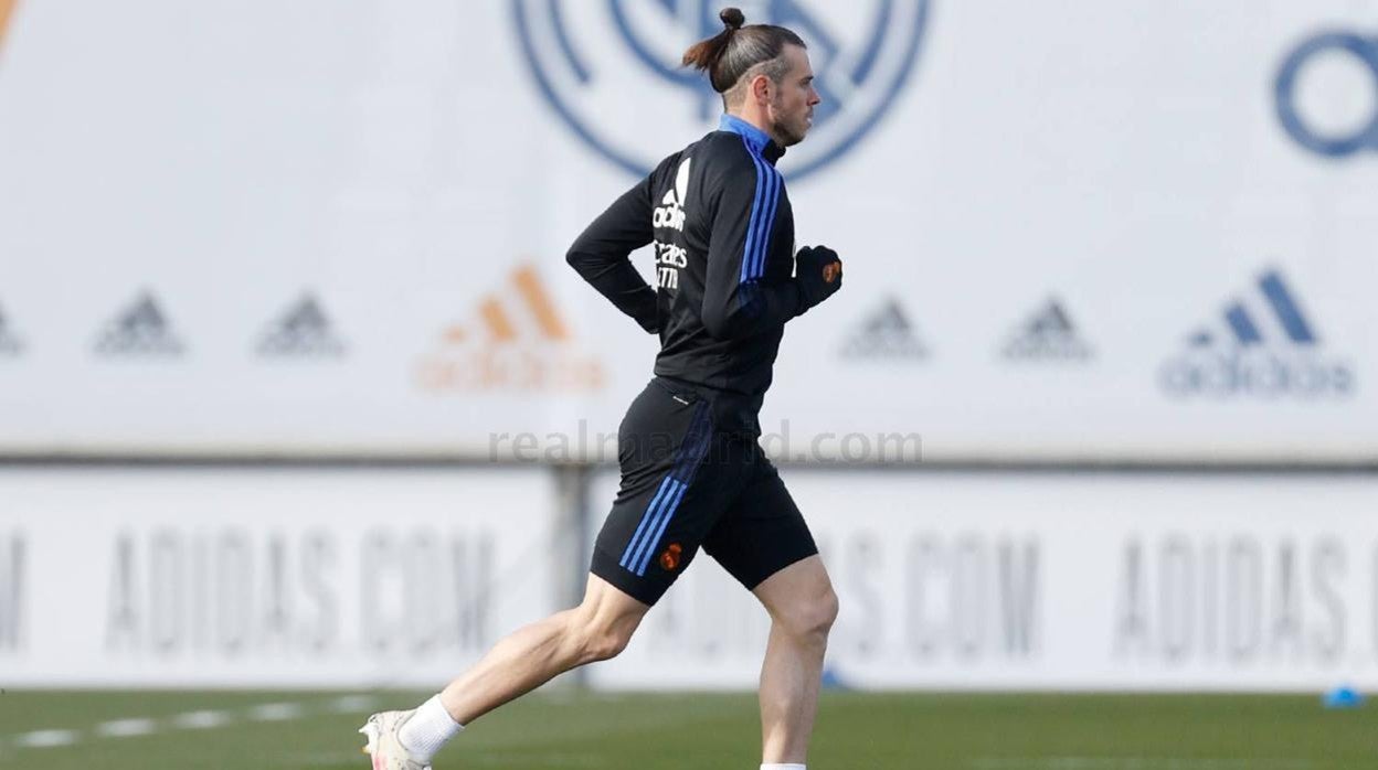 Bale, hoy, en el entrenamiento del Real Madrid en la ciudad deportiva blanca