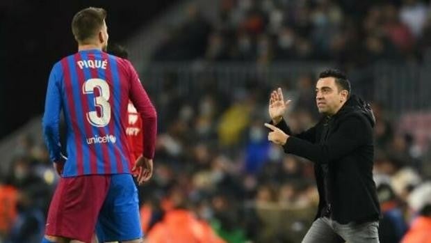 Xavi censura el empate pero elogia el juego del equipo