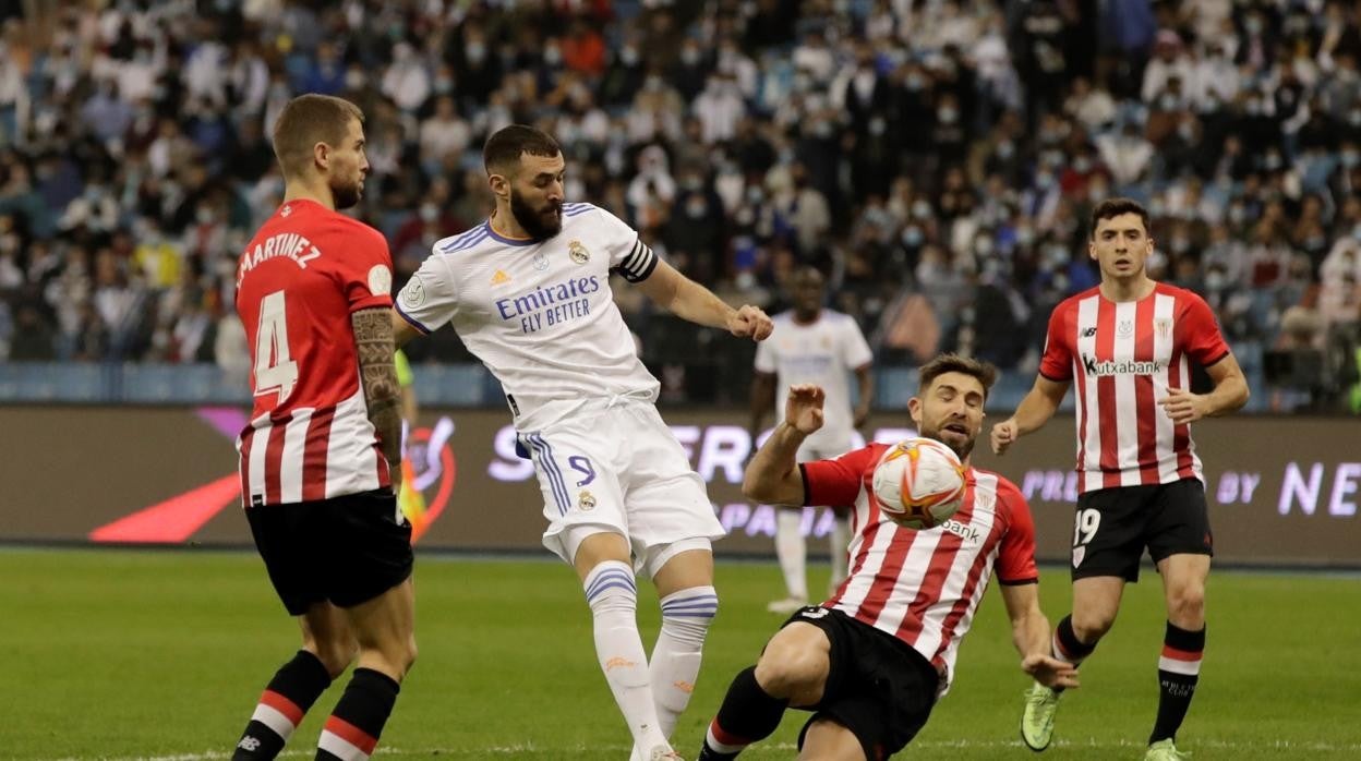 Benzema, durante la final de la Supercopa de España el domingo