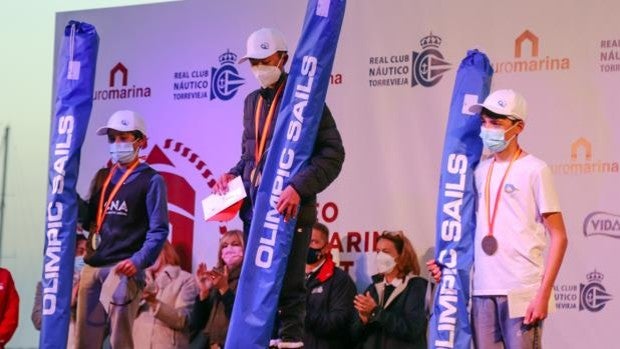 Weka Bhanubandh y Kosma Fragkiski conquistaron el Trofeo Euromarina Optimist Torrevieja
