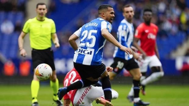 RDT celebra la convocatoria de España con un gol que puede valer la permanencia del Espanyol