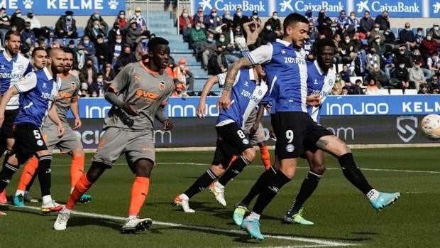 El Alavés toma aire en Mendizorroza