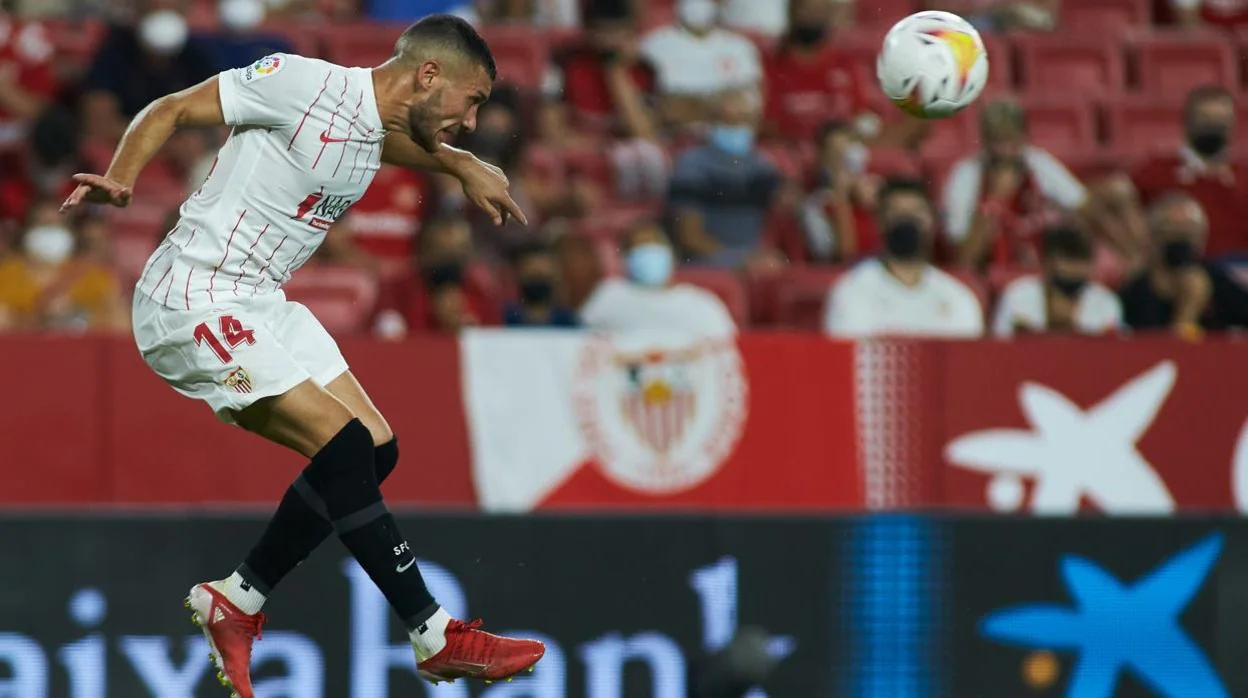 El Sevilla aguanta el pulso en la pelea por el liderato