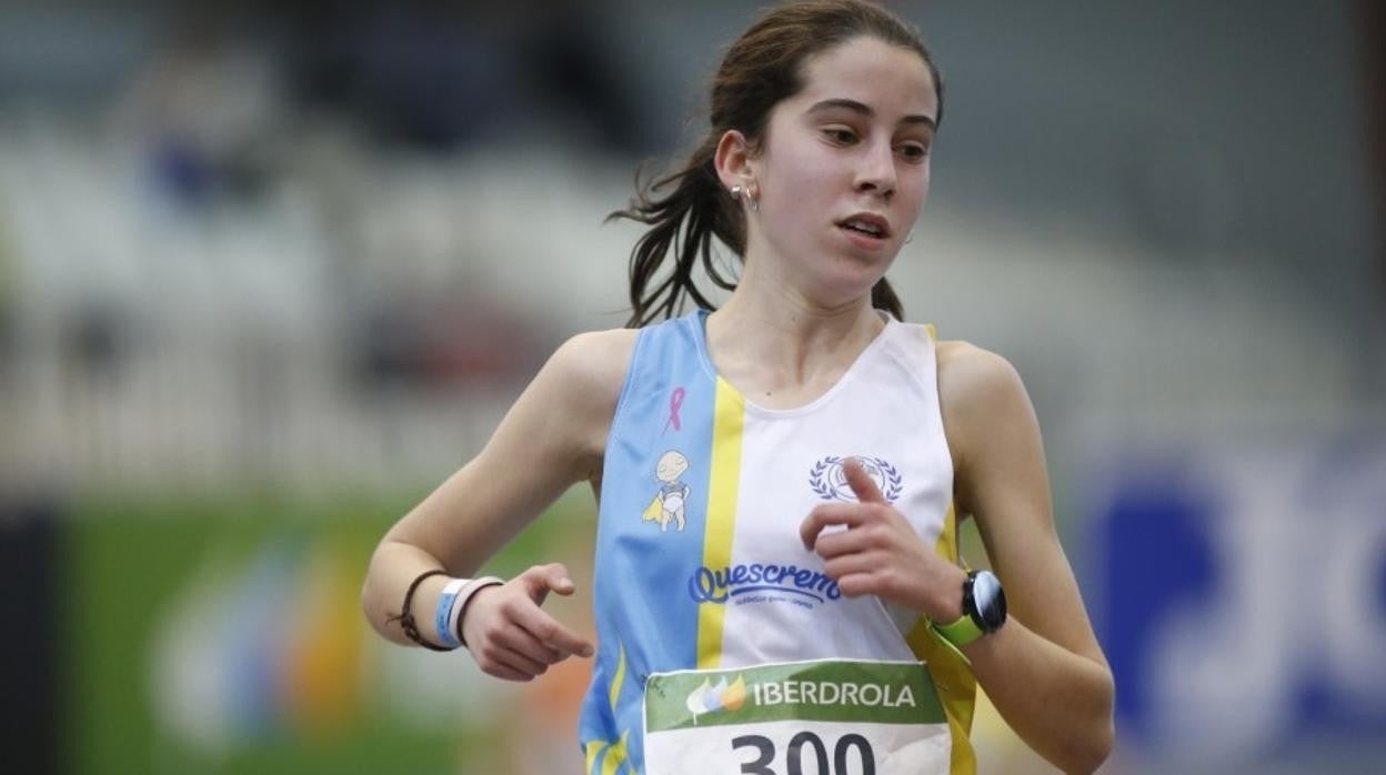 Xela Martínez, la niña prodigio de 16 años que bate récords de España