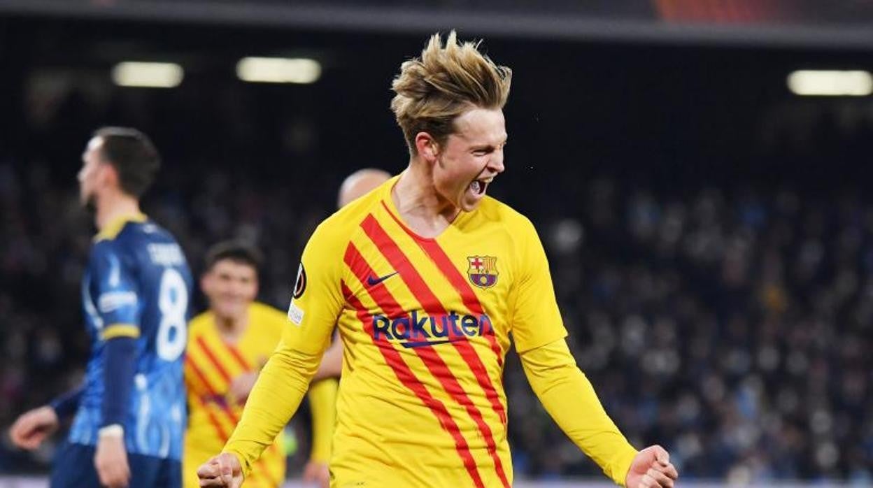 Frenkie de Jong celebra su gol ante el Nápoles