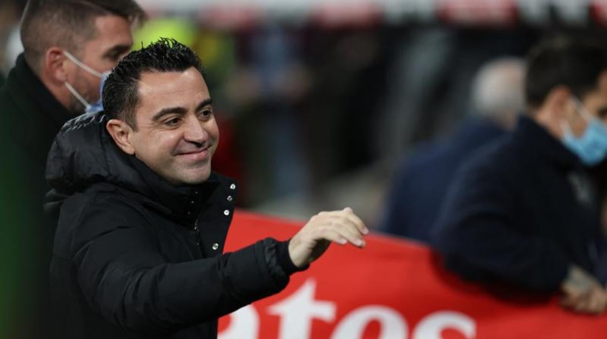 Xavi sonríe tras ganar en el Bernabéu