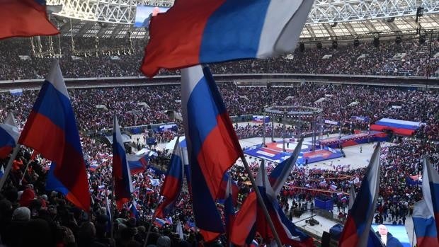 Con medio mundo en contra, Rusia presenta su candidatura a la Eurocopa