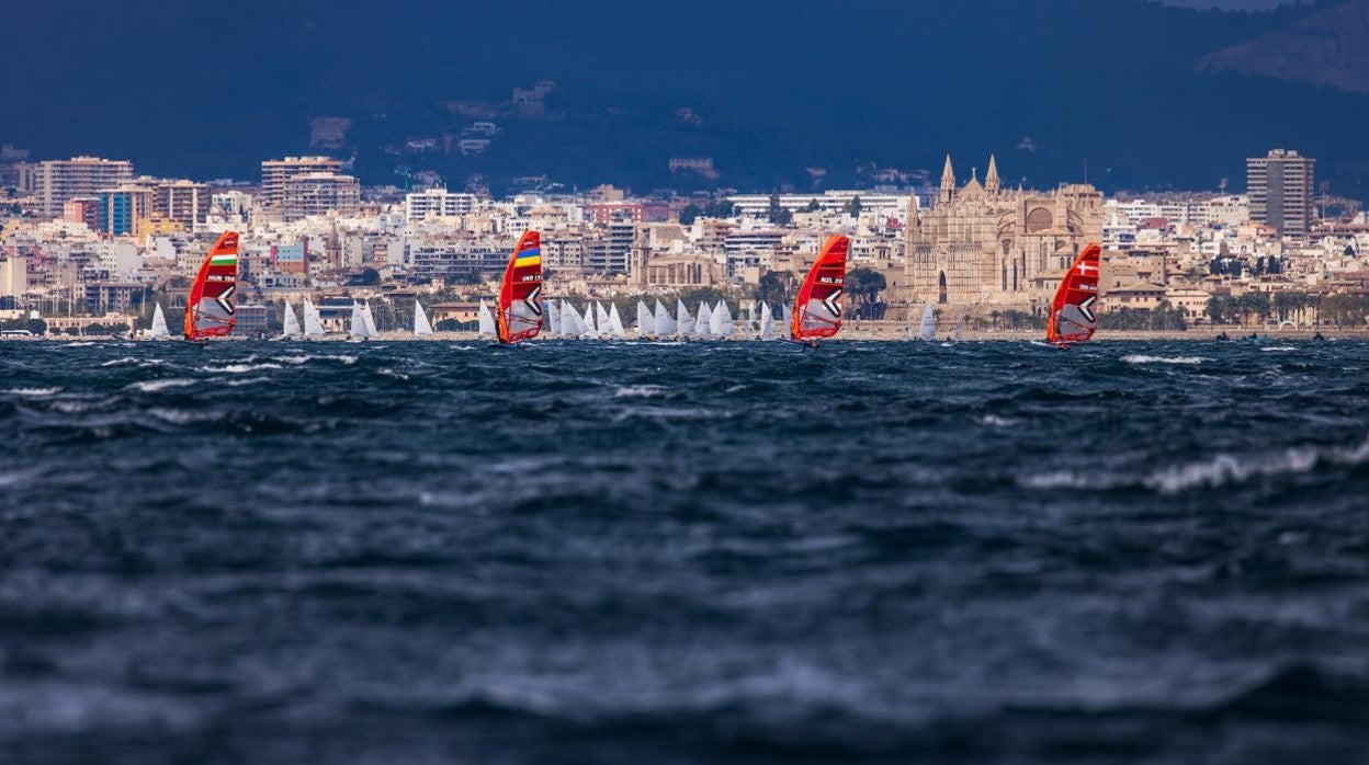 Todo listo en la bahía de Palma para una histórica edición del Princesa Sofía Mallorca