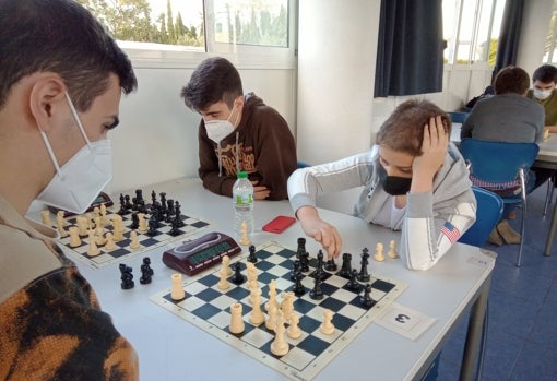 La Universidad de Sevilla se alza con quince trofeos por equipos en los CAU 2022