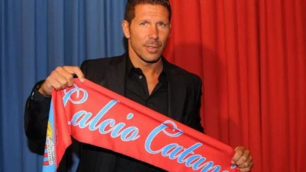 Desaparece el Catania, primer club al que entrenó Simeone en Europa