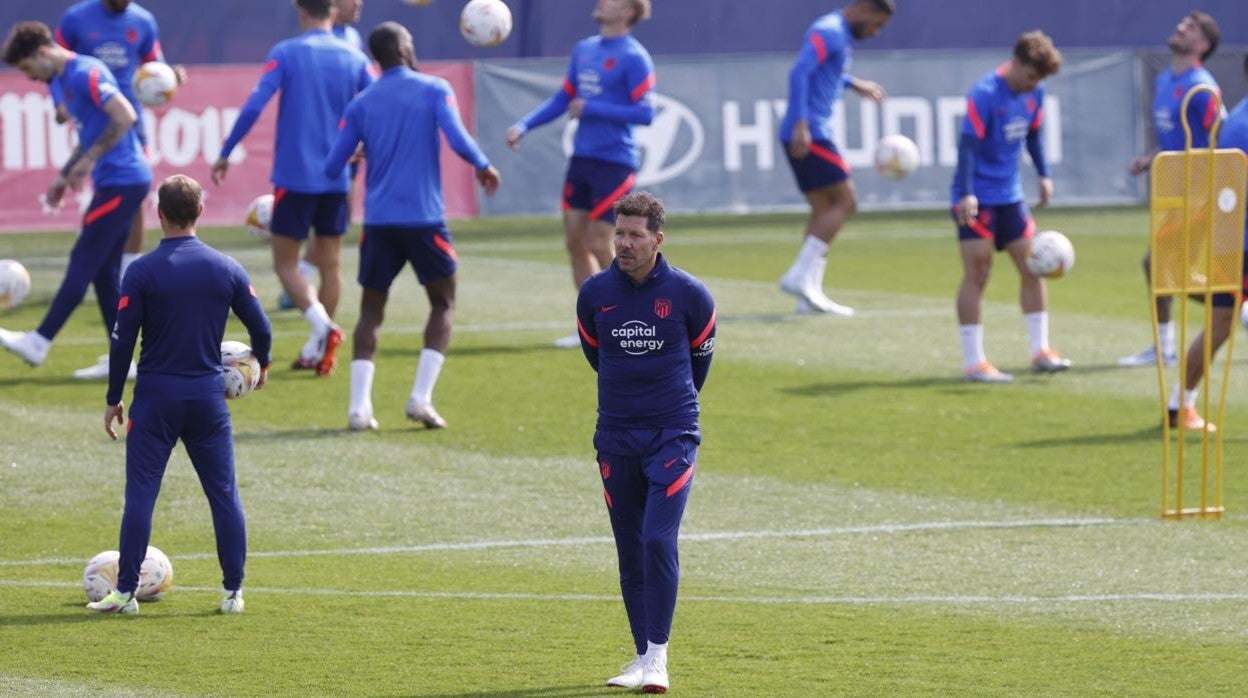 Simeone, en el entrenamiento del Atlético