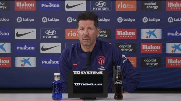 Simeone: «Conviene que pasen el Barça y el Madrid; no es muy difícil de entender»