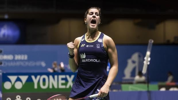 Carolina Marín sigue al alza y se mete en las semifinales del Europeo