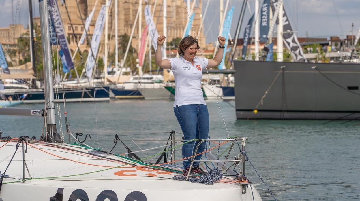 La regatista Aina Bauzá presenta su proyecto para la Mini Transat 2023